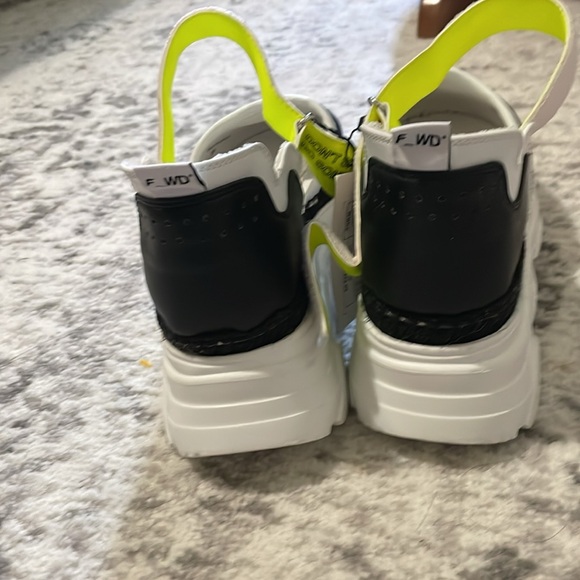 F_WD women’s platform sandal sneakers black and white nomads size 38 - Picture 11 of 15
